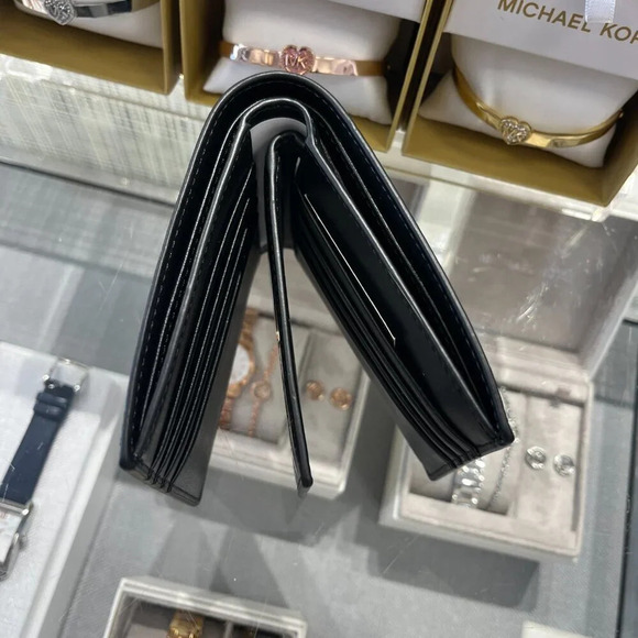 Michael Kors Rivington Billfold Wallet With Passcase 36F4LRVF2U - Picture 5 of 9